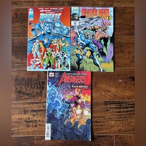 Lot of 3 comics Avengers, Death’s Head II, Brigade Extreme Sacrifice. Ex Conditi